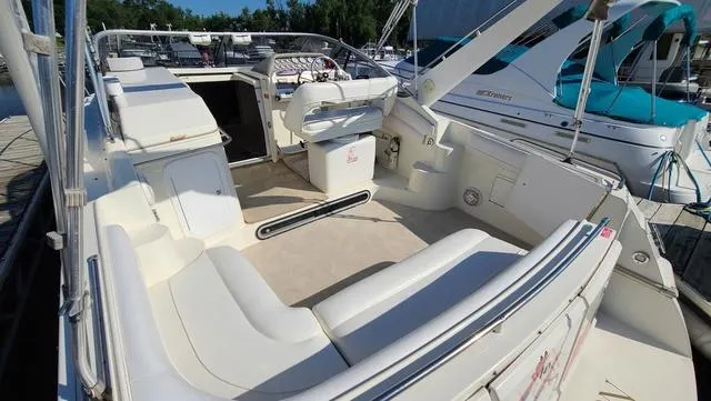 Slide: The Image of Larson Cabrio 300 Mid Cabin 1994 - 7