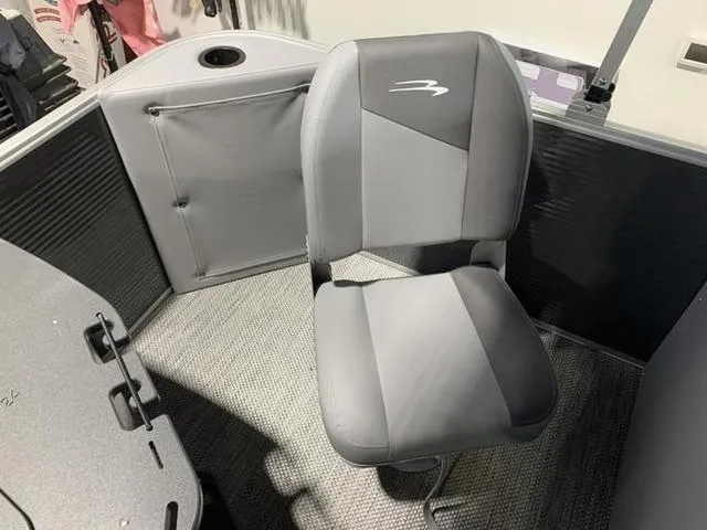 Slide: The Image of Bennington SV Fishing 20 SVF Pontoon 2024 - 18