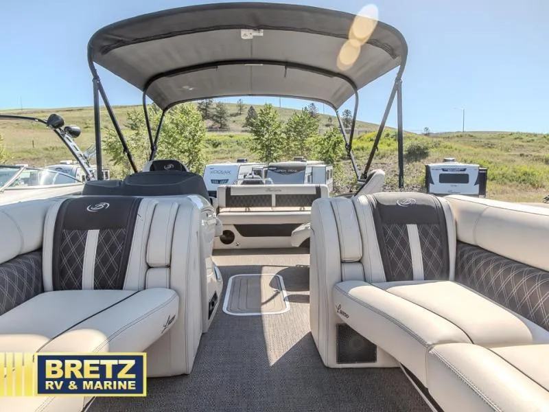 Slide: The Image of Lusso Ultra-Lounge 25UC 2024 - 14