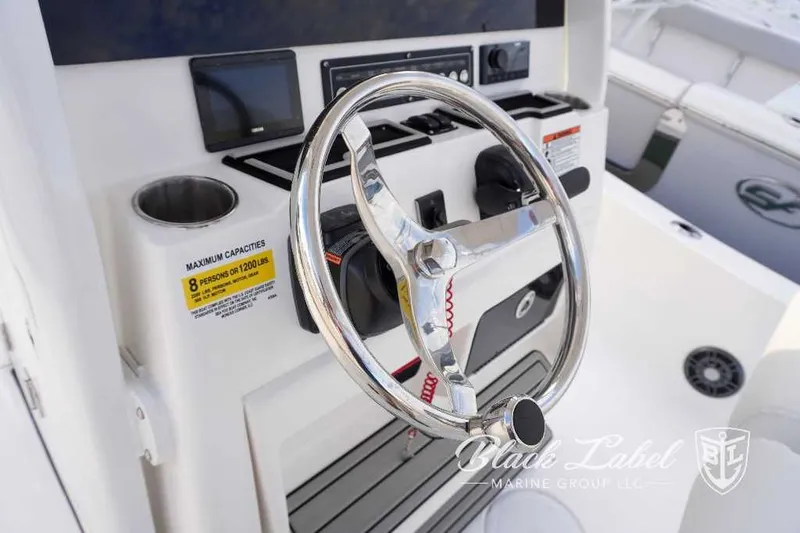 Slide: The Image of Sea Fox 251 BayFox Center Console 2024 - 17
