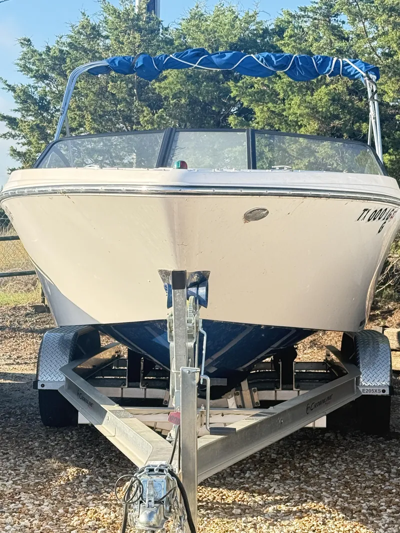Slide: The Image of Glastron GT225BR 2019 - 1