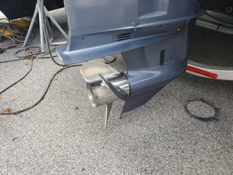 Slide: The Image of Propeller of a 2020 Ranger Tugs 25 boat on a trailer. - 28