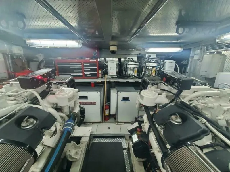 Slide: The Image of Horizon 92 BELISARIUS - Engine Room - 60