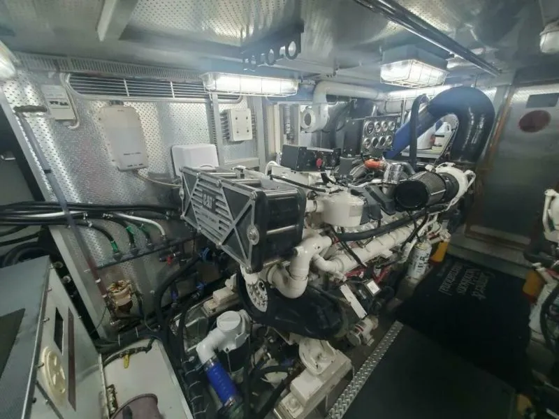 Slide: The Image of Horizon 92 BELISARIUS - Engine Room - 61
