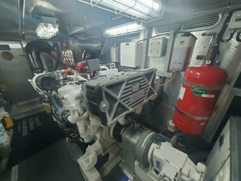 Slide: The Image of Horizon 92 BELISARIUS - Engine Room - 62