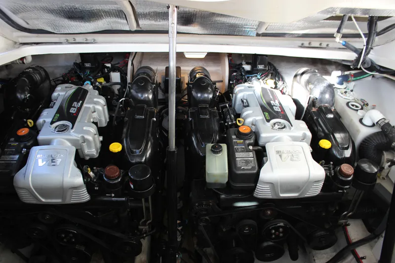 Slide: The Image of Sea Ray Sundancer 350 2014 - 69