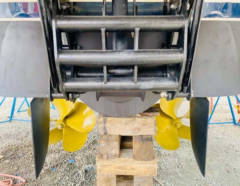 Slide: The Image of Close-up of 2006 Viking Sport Cruisers 70 Motor Yacht propellers and rudders. - 5