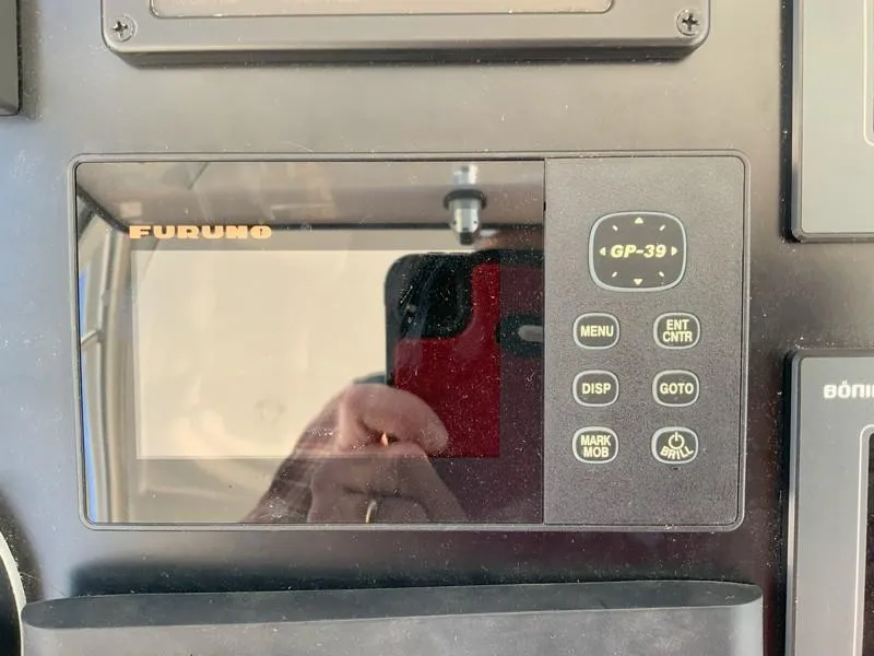 Slide: The Image of Furuno GP-39 display on 2005 Viking 45 Open Express boat. - 39