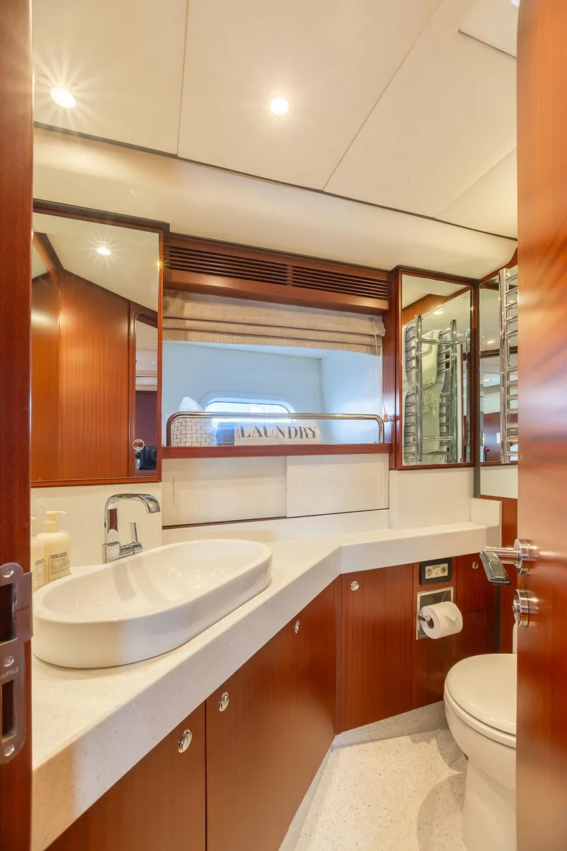 Slide: The Image of Luxurious bathroom on the 2011 Alia Yachts Warwick 82 LK with modern fixtures. - 35