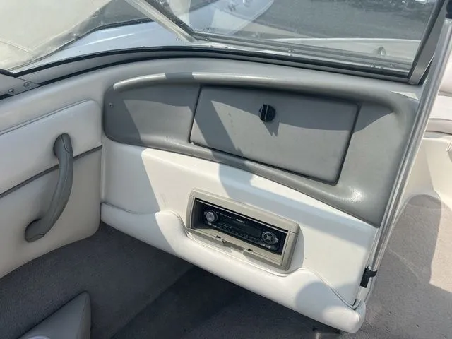 Slide: The Image of Crownline Boats 180 BR 1999 - 10