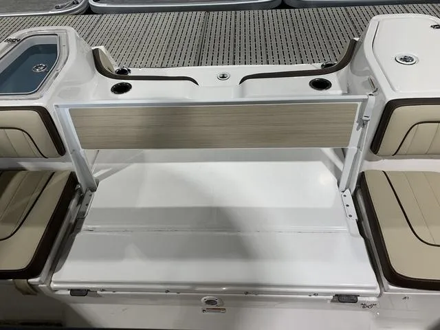 Slide: The Image of Yamaha 255 FSH Sport E 2023 - 11