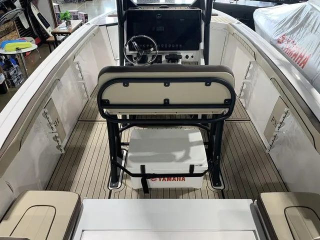 Slide: The Image of Yamaha 255 FSH Sport E 2023 - 12