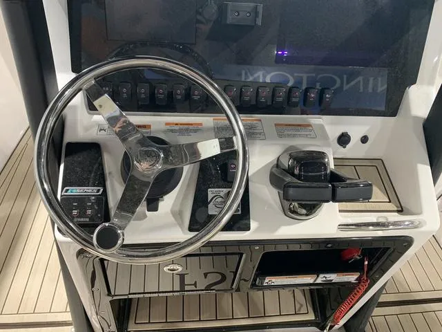 Slide: The Image of Yamaha 255 FSH Sport E 2023 - 15