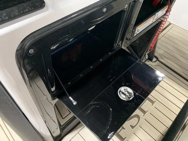 Slide: The Image of Yamaha 255 FSH Sport E 2023 - 17