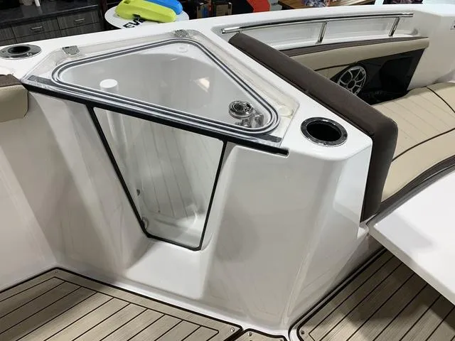 Slide: The Image of Yamaha 255 FSH Sport E 2023 - 22