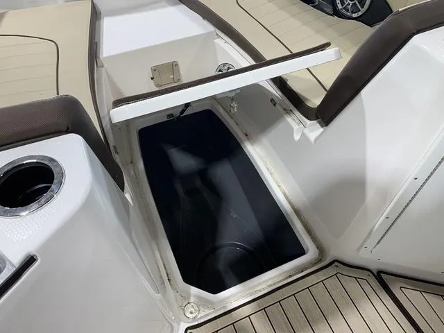 Slide: The Image of Yamaha 255 FSH Sport E 2023 - 27