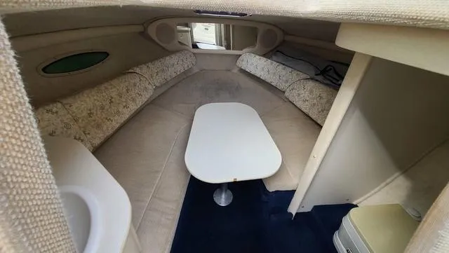 Slide: The Image of Sea Ray 225 Weekender 2002 - 15