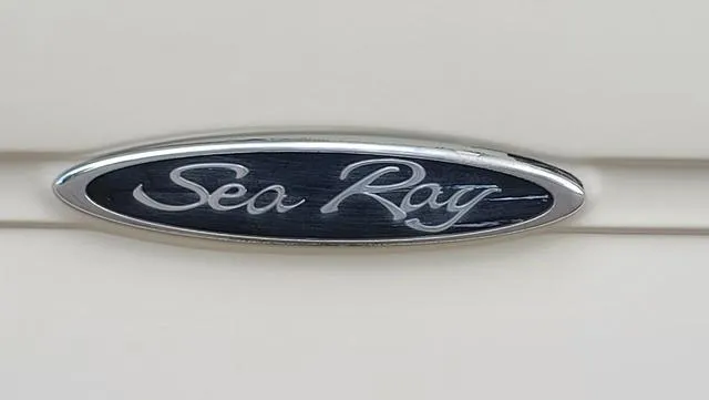 Slide: The Image of Sea Ray 225 Weekender 2002 - 22