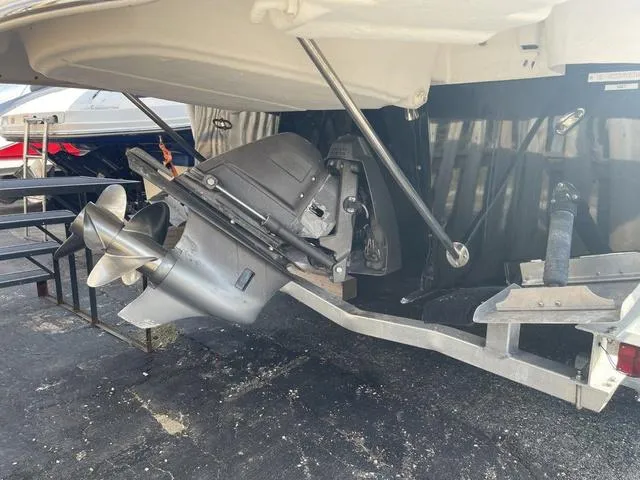 Slide: The Image of Cruisers Yachts 275 Express 2014 - 6