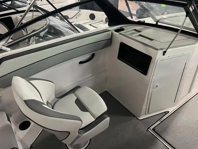 Slide: The Image of Yamaha SX220 2024 - 11