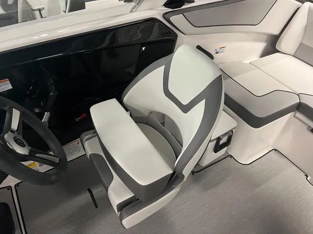 Slide: The Image of Yamaha SX220 2024 - 16