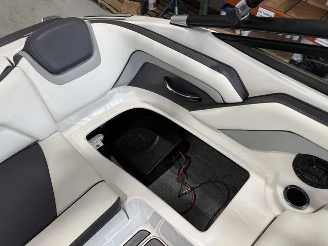 Slide: The Image of Yamaha AR192 2015 - 13