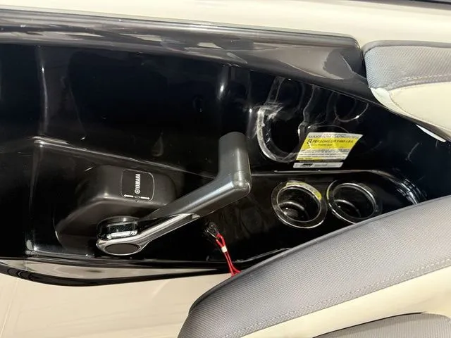 Slide: The Image of Yamaha AR192 2015 - 18