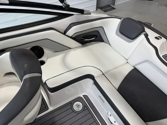 Slide: The Image of Yamaha AR192 2015 - 9