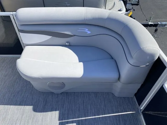 Slide: The Image of Bennington 20 SL - L Bench - Pontoon 2024 - 6