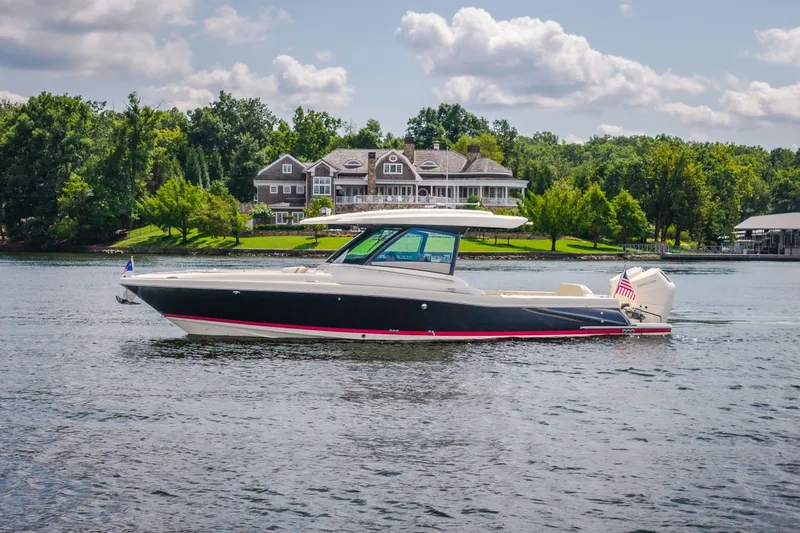 The Image of Chris-Craft Calypso 35 2024 - undefined