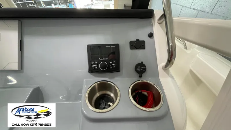 Slide: The Image of Bayliner Trophy T22CC 2024 - 12