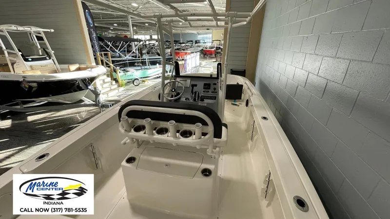 Slide: The Image of Bayliner Trophy T22CC 2024 - 17