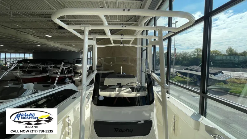 Slide: The Image of Bayliner Trophy T22CC 2024 - 3
