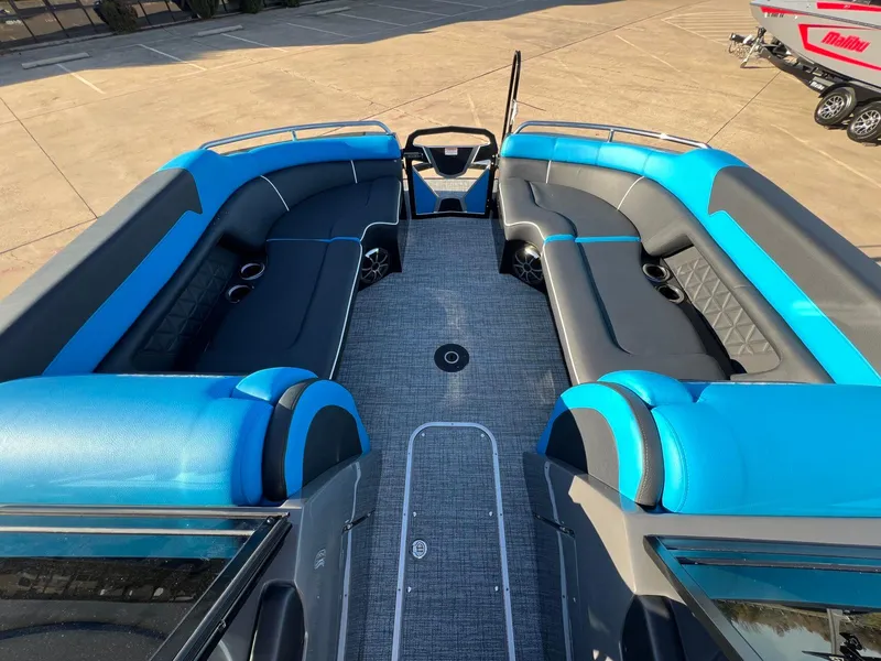 Slide: The Image of Trifecta 25Sport C9 DC 3.0 2024 - 4