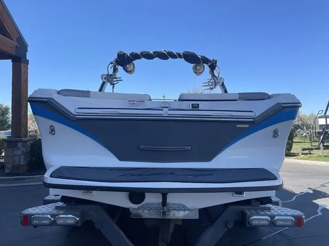 Slide: The Image of Tigé Z1 2015 - 5