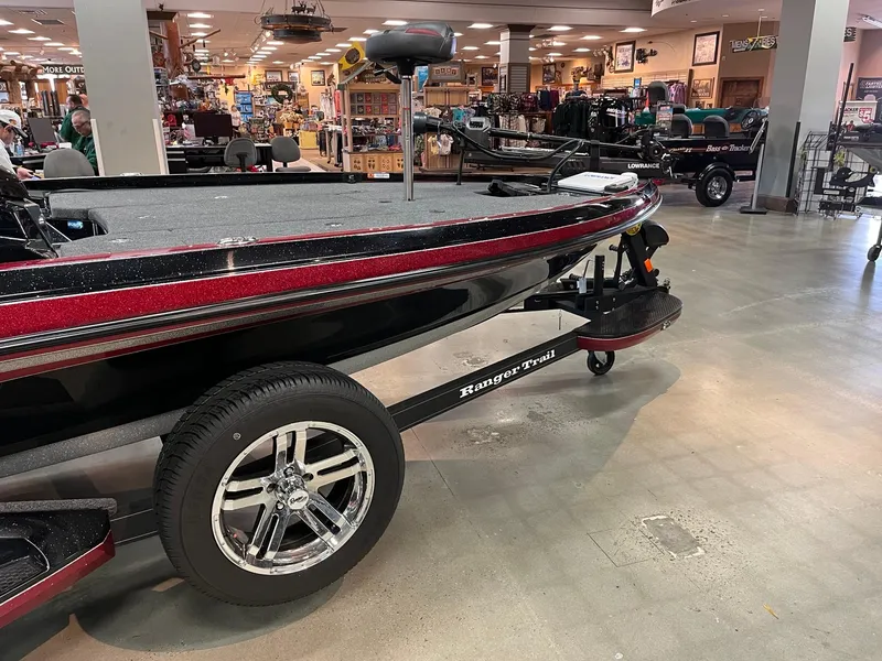 Slide: The Image of 2024 Ranger Z520R Ranger Cup Equipped boat on display in showroom. - 3