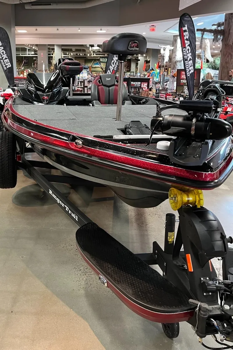 Slide: The Image of 2024 Ranger Z520R Ranger Cup Equipped bass boat on display. - 5