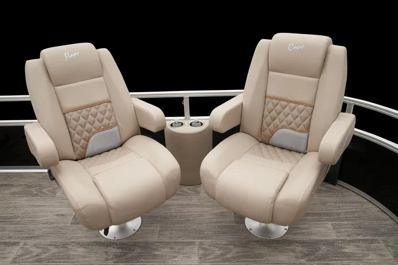 Slide: The Image of Ranger Reata 220FC 2024 - 26