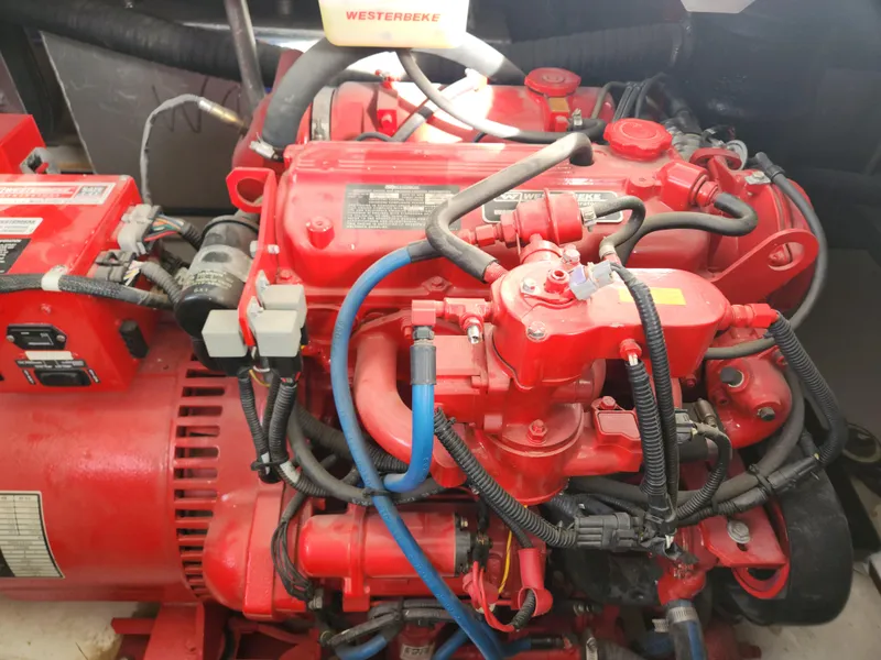 Slide: The Image of Westerbeke engine in a 2008 Sumerset Houseboat 20' x 100'. - 29