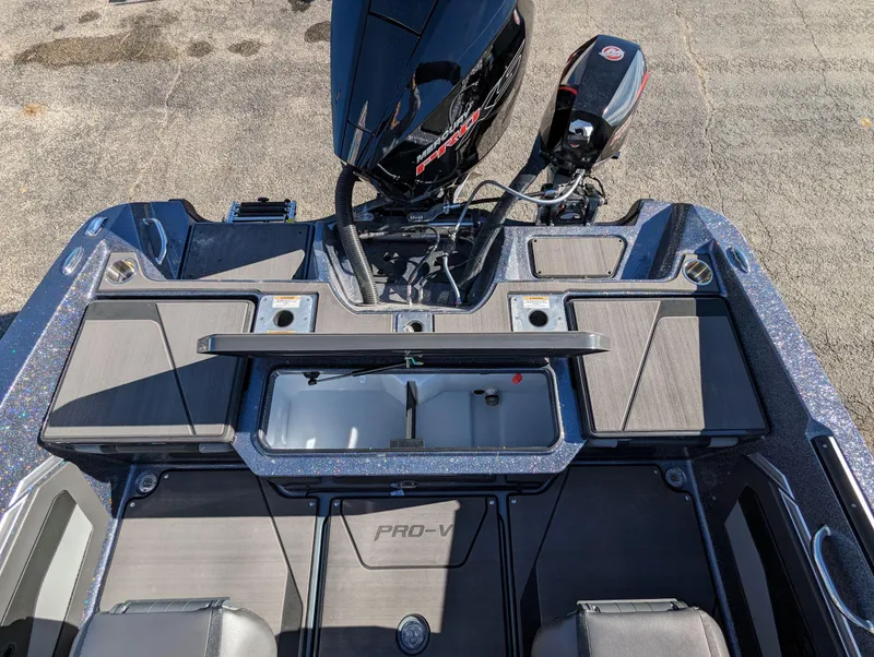 Slide: The Image of 2025 Lund 202 Pro-V GL boat with Mercury outboard motor, top view. - 8