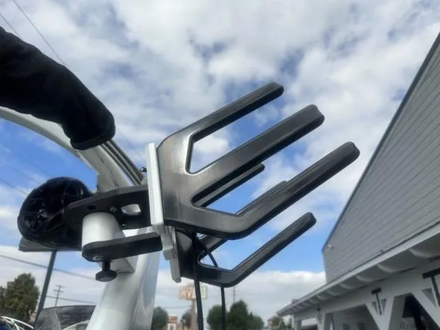 Slide: The Image of Tigé RZ4 2013 - 20