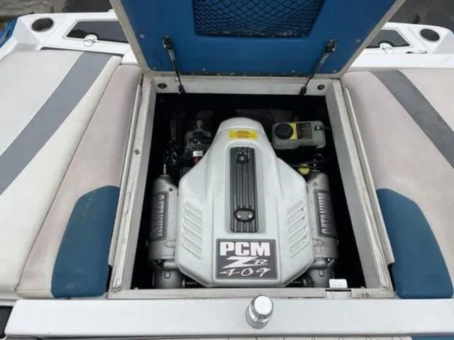 Slide: The Image of Tigé RZ4 2013 - 9