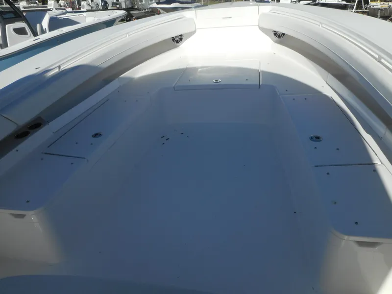 Slide: The Image of 2023 Regulator 34 boat interior, spacious deck area. - 10
