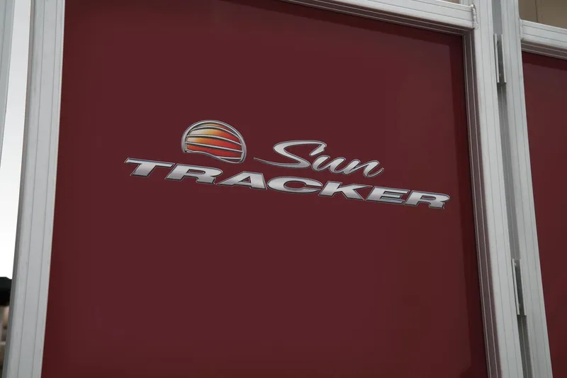 Slide: The Image of Sun Tracker Party Barge 20 DLX 2024 - 20