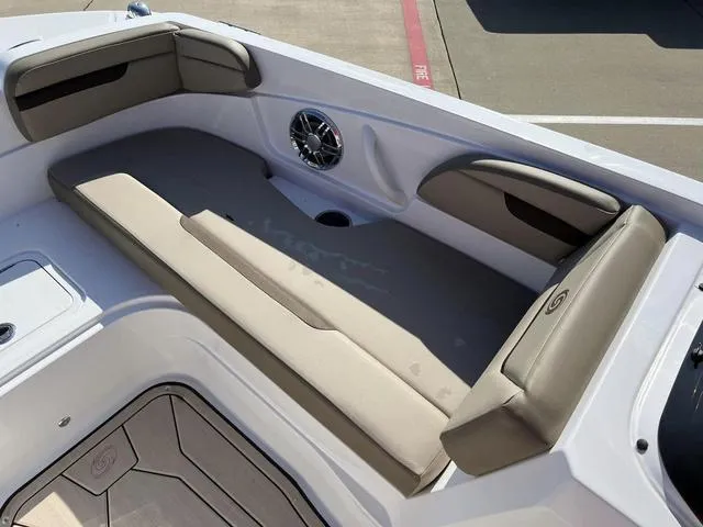 Slide: The Image of Hurricane SS205-IO 4.5 MPI 2024 - 14