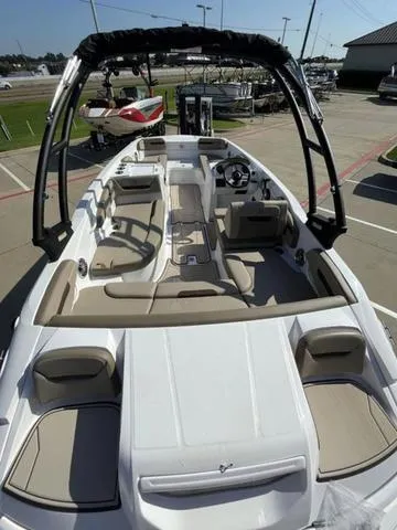 Slide: The Image of Hurricane SS205-IO 4.5 MPI 2024 - 16