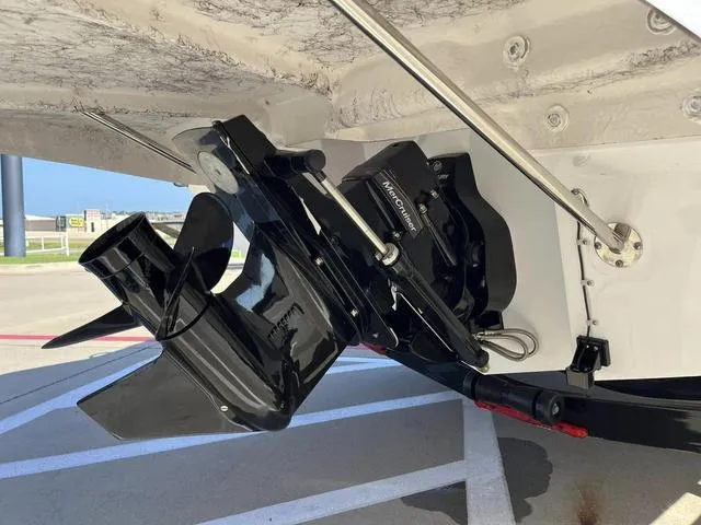 Slide: The Image of Hurricane SS205-IO 4.5 MPI 2024 - 19