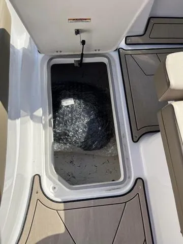 Slide: The Image of Hurricane SS205-IO 4.5 MPI 2024 - 20