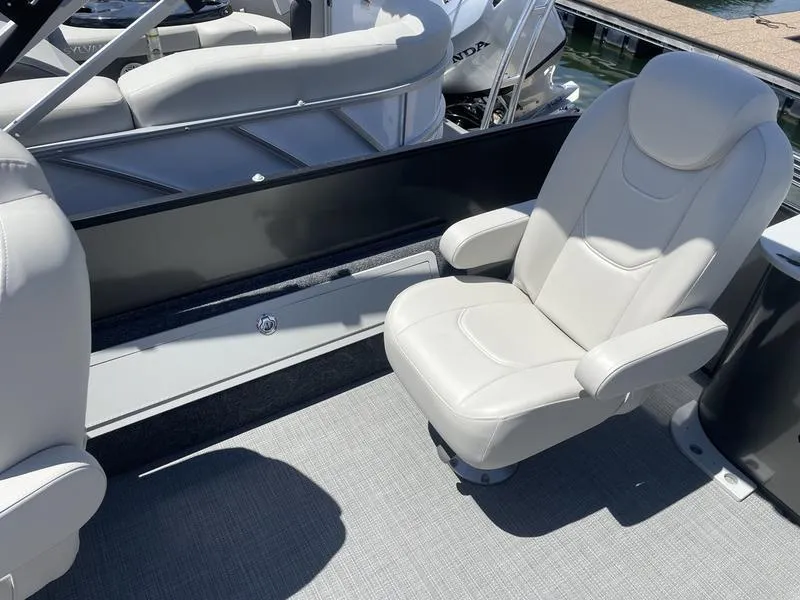 Slide: The Image of Sylvan Mirage X3 PartyFish 2024 - 17