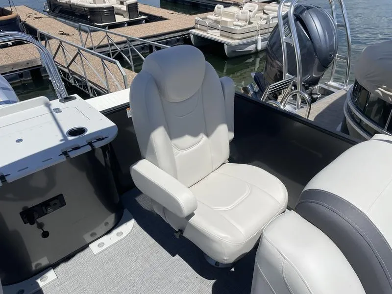 Slide: The Image of Sylvan Mirage X3 PartyFish 2024 - 18